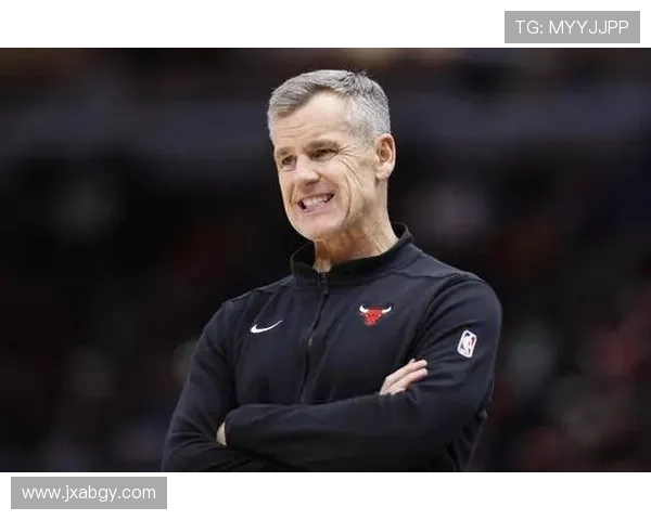 多诺万父亲离世享年85岁痛悼