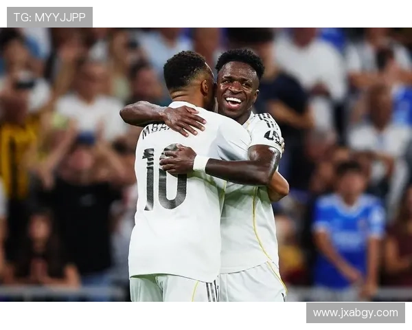 维尼修斯:姆巴佩配合亚马尔发声关键 维尼修斯:姆巴佩配合亚马尔发声关键